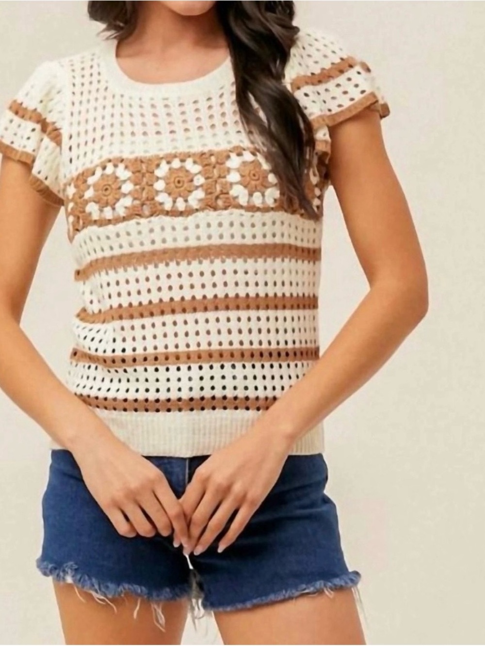 GILLI Crochet Short Ruffle Sleeve Sweater Top - Cream & Brown Size M